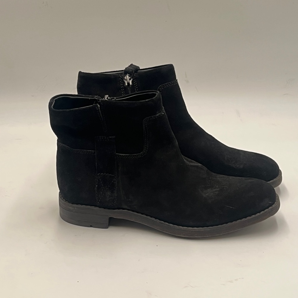 NEW Franco Sarto Black Ankle Boots Women’s 6.5 Zip Booties Classic Leather Look